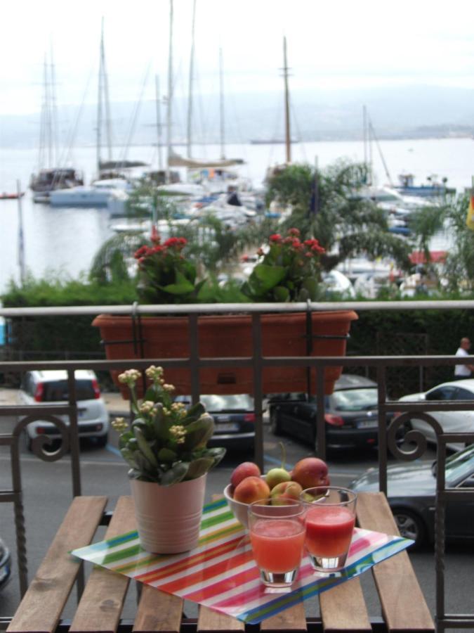 Hotel Bed& Breakfast Maredomus Milazzo Esterno foto