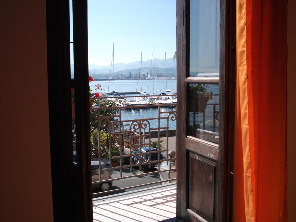 Hotel Bed& Breakfast Maredomus Milazzo Esterno foto