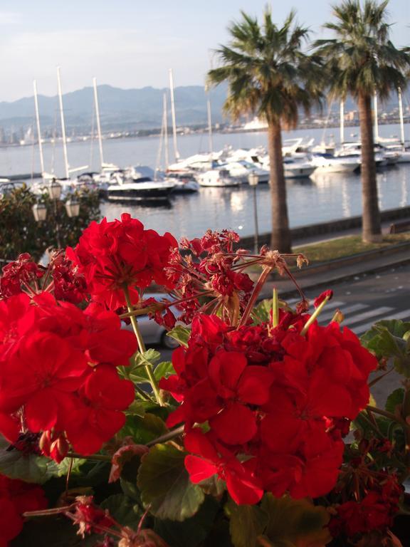 Hotel Bed& Breakfast Maredomus Milazzo Esterno foto