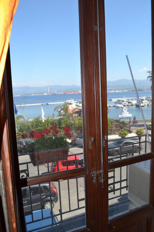 Hotel Bed& Breakfast Maredomus Milazzo Camera foto