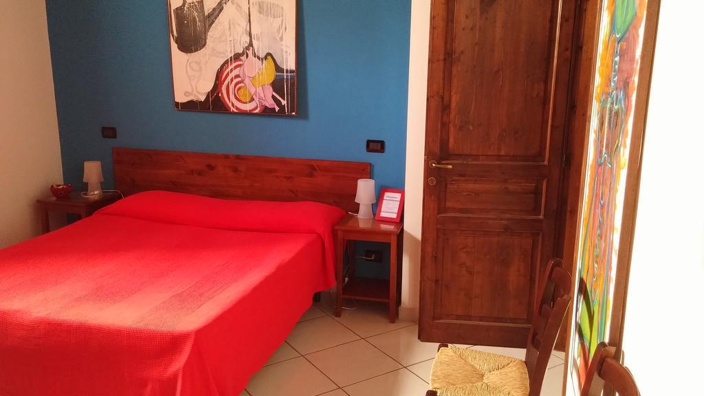 Hotel Bed& Breakfast Maredomus Milazzo Esterno foto