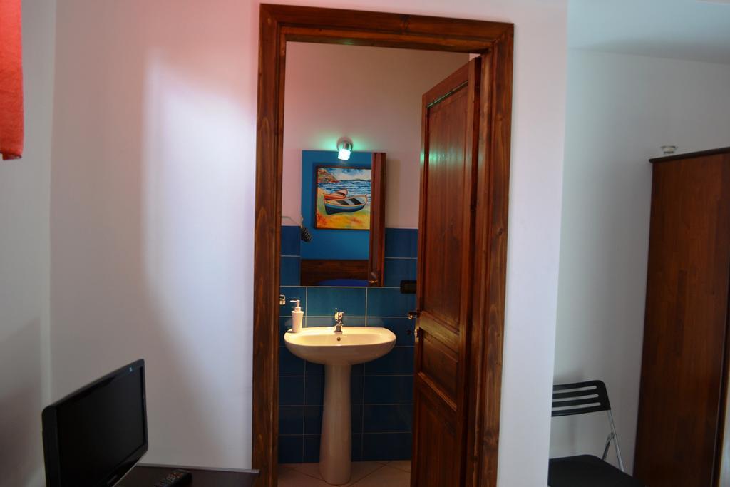 Hotel Bed& Breakfast Maredomus Milazzo Esterno foto